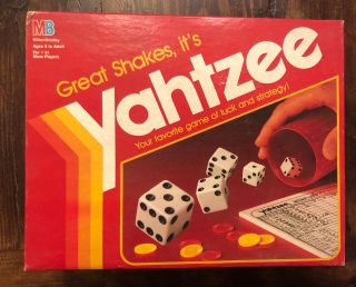 Vintage Yahtzee Model No.  950 Milton Bradley 1982 Dice Game