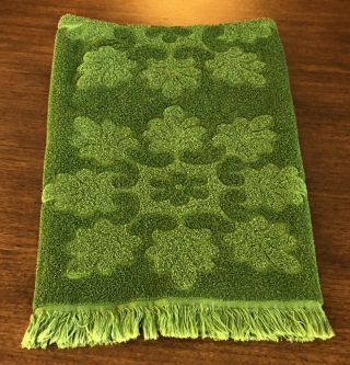 Vtg Cannon Royal Family Plush Green Sculpted Bath Towel Mcm Mod Flower Power