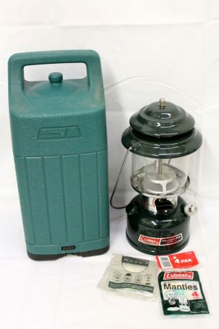 Coleman Lantern Adjustable Two Mantel Model 288 W/ Hard Case Vintage