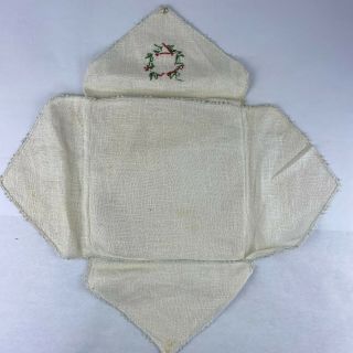 Vintage Handmade Linen Fabric Embroidered Christmas Wreath Pie Holder Keeper 2