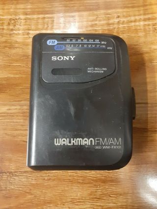 G) Vintage Sony Walkman Cassette Am/fm Radio Missing Belt Clip Wm - Fx101