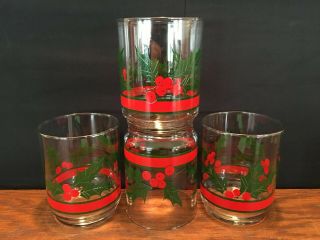 Set Of 4 Vintage Libbey On The Rocks Glass Christmas Tumblers W/ Holly & Berries