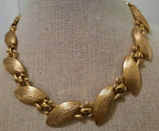 Vintage Signed Monet Brushed Gold - Tone Choker Necklace Laurel Leaf Link Design