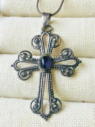 Vtg.  Sterling Silver & Amethyst Cross Pendant With Sterling Chain Necklace