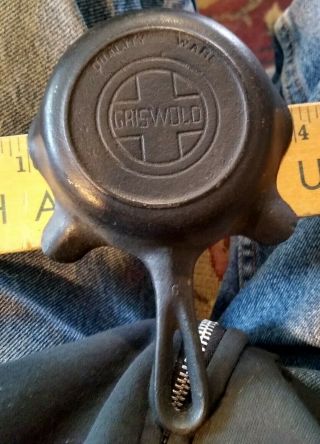Vintage Griswold Quality Ware Cast Iron Skillet Ashtray.  Letter G On Handle