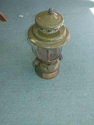 Vintage Coleman Us Military 1952 Single Mantle Gas Leaded Fuel Lantern