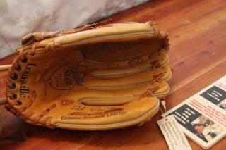 Vintage Louisville Slugger Rob Ventura Glove / Youth Size / With Tag