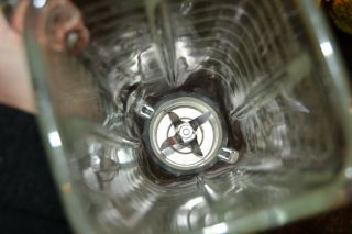 Vintage Oster Kitchen Center Blender Jar Glass Pitcher w/ Lid & Blade 971 - 08H 3