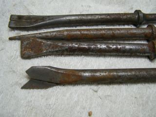 Vintage USA Not Ingersoll - Rand Air Chisel AVC12 w/ 4 unknown chisels 2