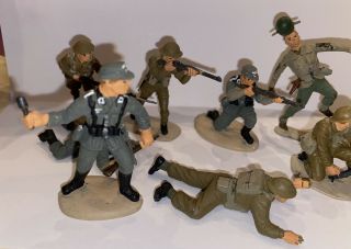 Hand Painted Vintage Toy Plastic Soldiers US German Army Set of 13 Crawl Play 2