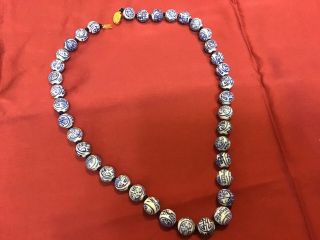 Vintage 1960s Chinese Porcelain Bead Necklace 24 1/2 " Blue White Gold Clasp