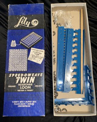 Lily Speed O Weave Metal Twin Square Oblong Adjustable Vintage Loom & Box