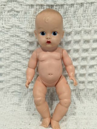 ^vintage Vogue Ginnette Baby Doll 8 " (ginny 