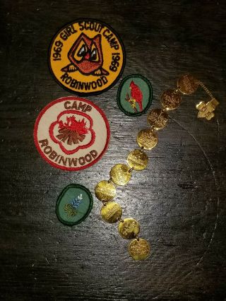 Vintage Girl Scout Patches Badges 1969 Camp Robinwood Medallion Cardinal Bluebon
