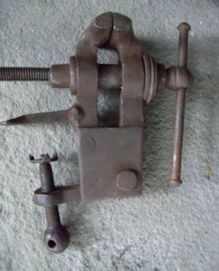 Vintage Small Cast Iron Vice Jewelers Bench Desk Clamp Craft Metal Hobby