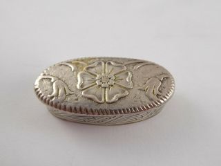 Lovely Vintage Solid Sterling Silver Snuff Pill Box London 1978