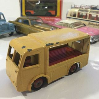 Vintage Dinky Meccano Toys 1940s Cream Tan N.  O.  B.  Electric Van 1:50 England