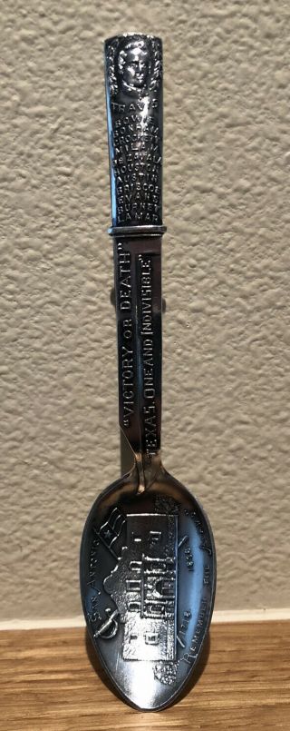 Antique Sterling Silver Souvenir Spoon Remember The Alamo Figural Bowie Knife.