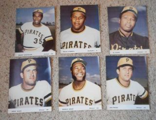 Vintage 1970s Pittsburgh Pirates Team Issued Photos Baseball Willie Stargell