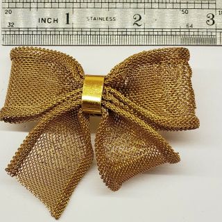 Vintage Large Floral Embossed Golden Mesh Bow Brooch with GoldTone metal tie 3