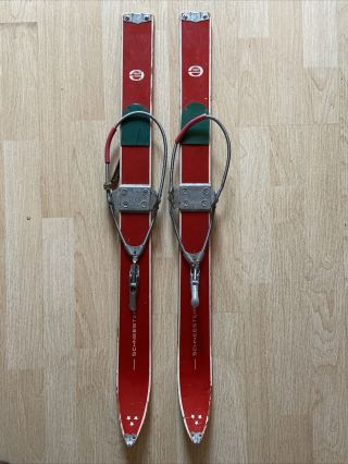 Vintage Red Skis Small Wood Hand Made 31 In.  Schneestern Elite 50’s Children 