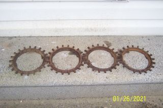 4 Vintage Cast Iron John Deere Planter Plates,  H1255 And H1255b