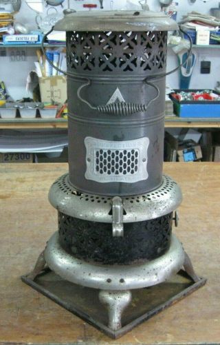 Antique Perfection Oil Heater (kerosene Heater) Model 1530 W/ Drip Tray