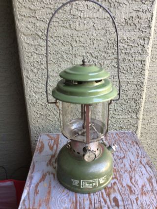 Vintage Sears Roebuck Model 72325 Avacado 2 Mantle Gas Lantern 8/1973 W/igniter