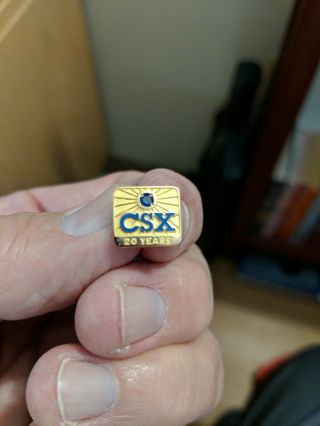 Csx Railroad Rr 20 Year Employee Service Award Pin,  1/5 10k Made By Cto