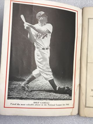 1942 Who ' s Who In Baseball - Joe Di Maggio Cover - Stats of Famous Players Book 3