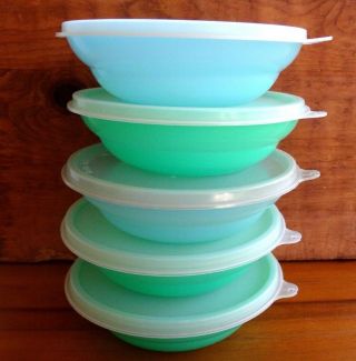Vintage 10 Pc.  Tupperware Cereal Bowls,  3 - Green,  2 - Blue & Plastic Lids 155
