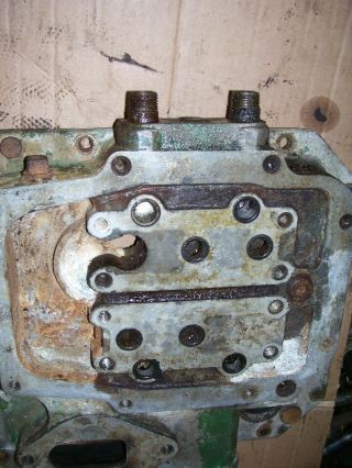 Vintage Oliver 77 88 Tractor - Hydraulic Pump & Valve Plate