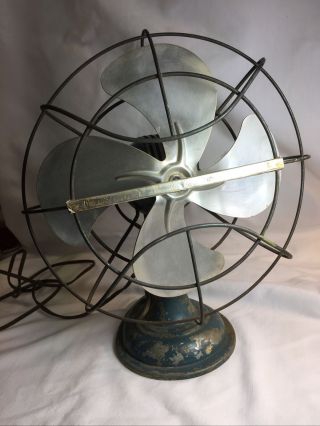 Vintage Westinghouse 10” Oscillating Electric Fan Model 10la