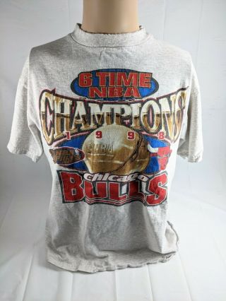Vintage Distressed Chicago Bulls 1998 Nba Six Time Champions T Shirt Large