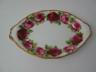 Old Vintage Royal Albert Old English Rose Bone China Oval Relish Dish 8 1/4 "