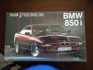 Vintage Revell Premium 1:24 Scale Bmw 850i Very Detailed Kit.