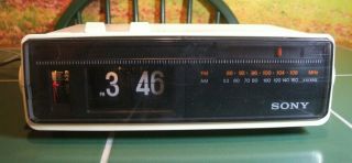 Vintage Sony ICF C310W Digimatic Flip Clock Radio AM/FM Radio 3