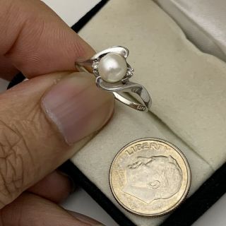 VINTAGE 10K WHITE GOLD NATURAL PEARL AND DIAMOND RING 3
