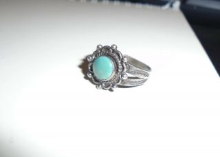 Vintage Sterling Silver With Green Turquoise Ring Size 7.  5