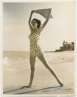 Rare 1950s Bunny Yeager Estate Self Portrait Photograph Beach Bathing Beauty