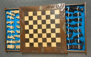 Vintage Antique Wooden Hand Carved Asian / Chinese Chess Set
