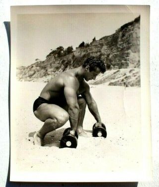 Vtg Beefcake / Bodybuilding Gay Interest Orig Nude Physique B&w Photo 1257