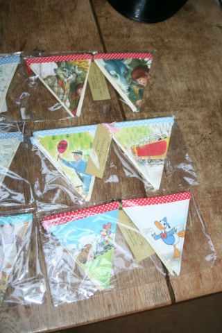 Vintage Style Bunting - Made of Old Vintage Books x 5 Packets 3