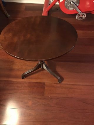 Vintage BOMBAY Company Tilt Top Oval Wood Accent Side Tea Table (Chippendale) 2