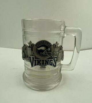 Nfl Minnisota Vikings Beer Stein With Metal Logo And Skyline Football
