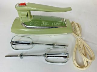 Vintage Ge General Electric Hand Mixer 3 Speed Avocado Green D4m47