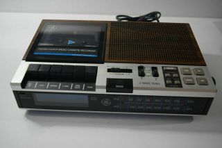 Vintage Ge 7 - 4956b Am - Fm Cassette Tape Player Alarm Clock Radio Work