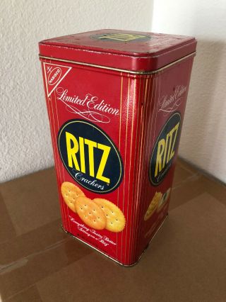 Vintage 1986 Ritz Limited Edition 16 Oz Cracker Tin 8.  75 " Tall Nabisco Canister
