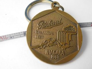 Packard Classic Automobile Car Club 1981 Niagara Falls Vintage Key Chain Fob