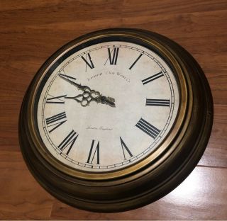 Edinburgh Clock Co.  Antique Wall Clock Diameter 17inch Circle Clock